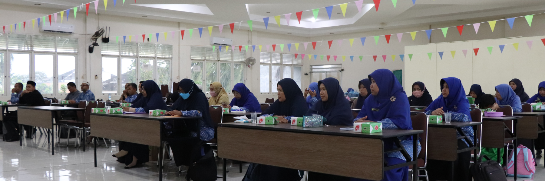 Berikan Beastudi Kepada Guru-Karyawan, Al-Mumtaz Siapkan Diri Menjadi Lembaga Model